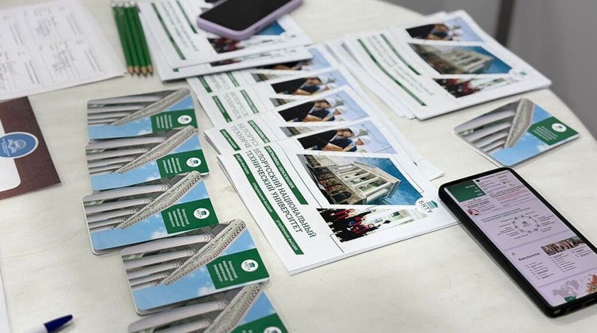 Возможности белорусской системы высшего образования представлены на международном фестивале-выставке в Таджикистане